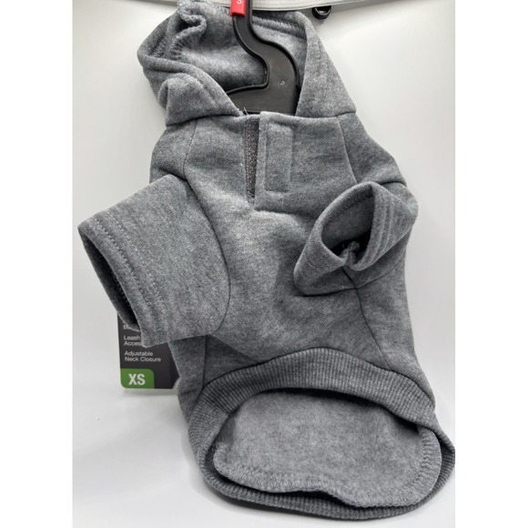 NWT Gray Pet Christmas Gnome Sequin Hoodie w Leash Hole Access - Size XS - Picture 4 of 4